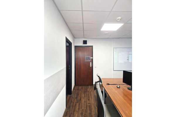 Katowice, Wynajmę lokale na piętrze o powierzchni 200m2