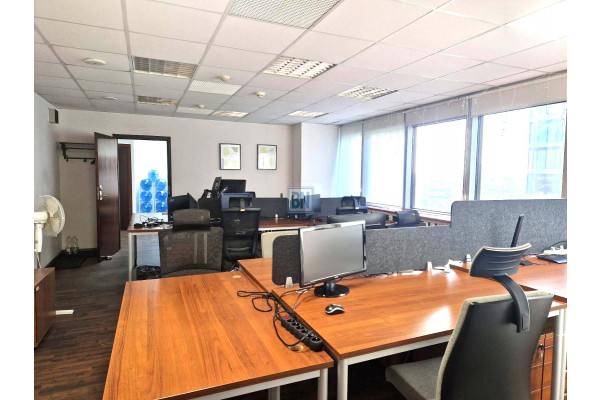 Katowice, Wynajmę lokale na piętrze o powierzchni 200m2
