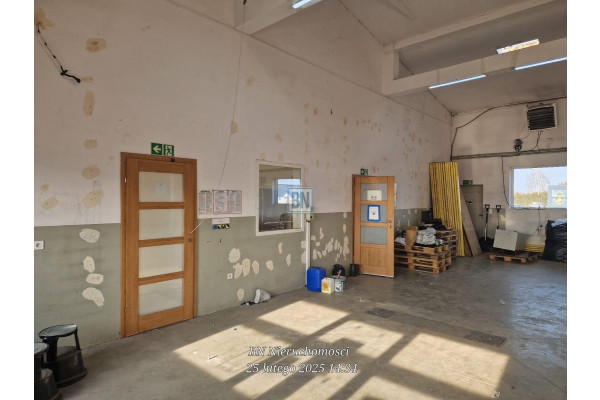 mikołowski, Mikołów, Wynajme hale z biurami oraz plac300m2