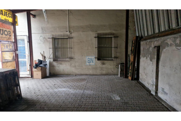 Zabrze, Wynaję male hale oraz dwie wiaty