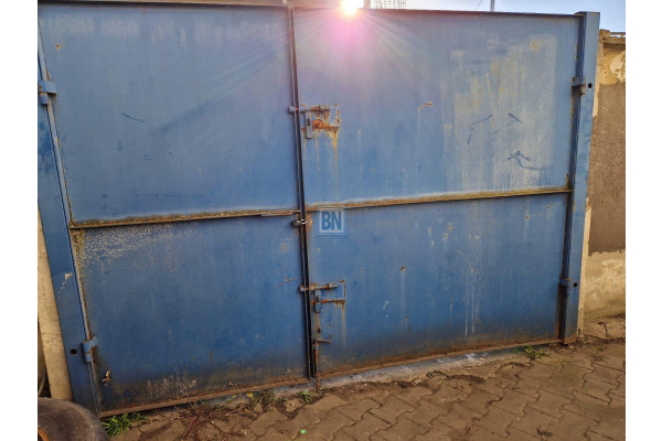 Zabrze, Wynaję male hale oraz dwie wiaty