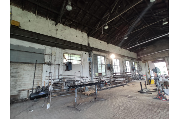 Zabrze, Hala prudukcyjna 800m