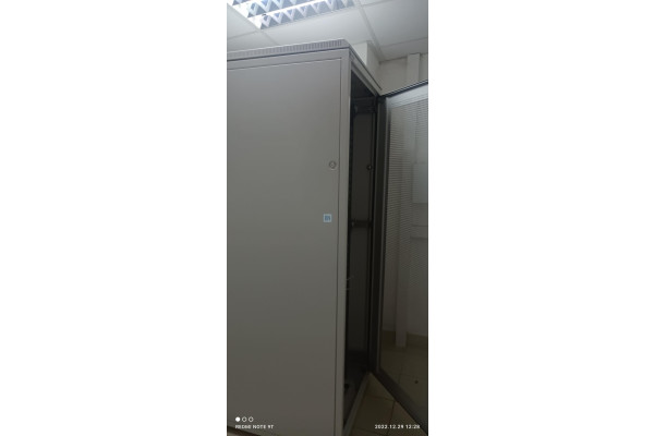 chrzanowski, Trzebinia, Hala o powierzchni 30111 mkw z cześcią socjalną i biurową .Okazja cenowa !!! Cena do negocjacji !!!