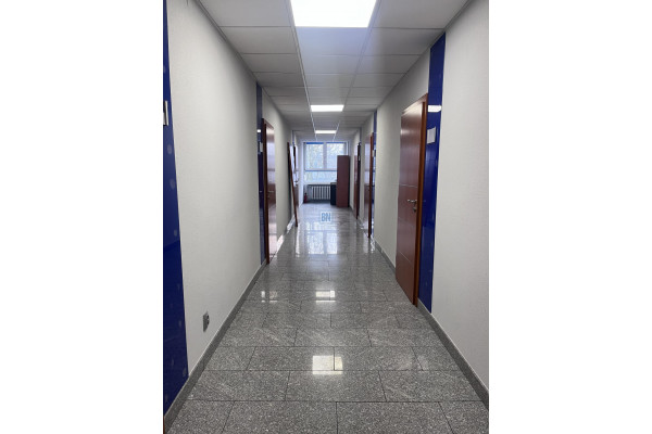 śląskie, Gliwice, Wynajmę p&oacute;ł piętra biur dla firmy