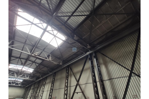 Chorz&oacute;w, Hala Chorz&oacute;w,900m