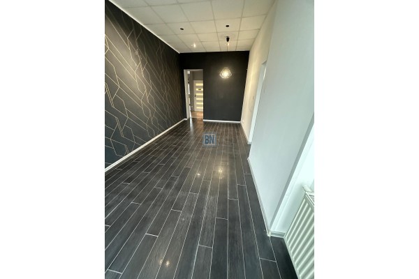 Bytom, Lokal parterowy usługowe