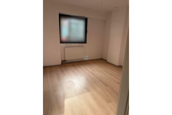 Bytom, Lokal parterowy usługowe