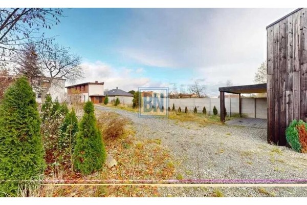 Gliwice, Bojk&oacute;w, Działka z uzbrojeniem i budynkami na sprzedaż