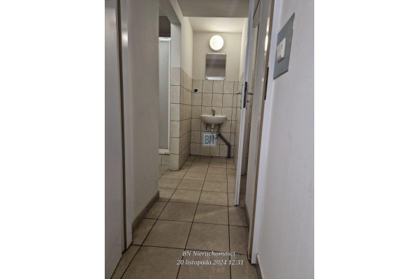 Gliwice, Budynek biurowo magazynowy o powierzchni 835 mkw ,działka 1818mkw