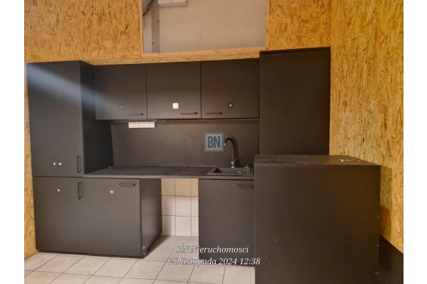 Gliwice, Budynek biurowo magazynowy o powierzchni 835 mkw ,działka 1818mkw