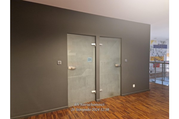 Gliwice, Budynek biurowo magazynowy o powierzchni 835 mkw ,działka 1818mkw