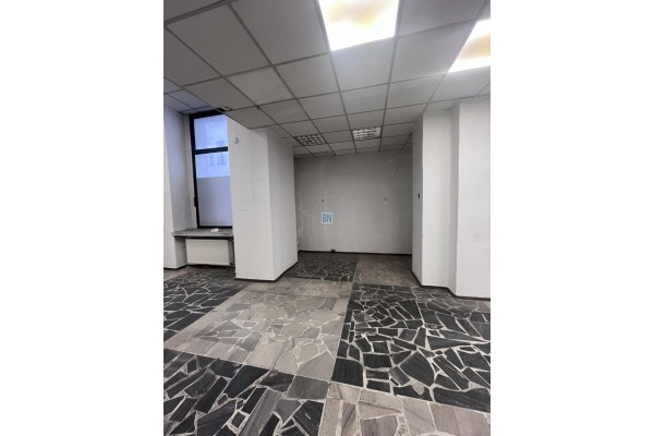 Gliwice, Lokal usługowo-handlowy