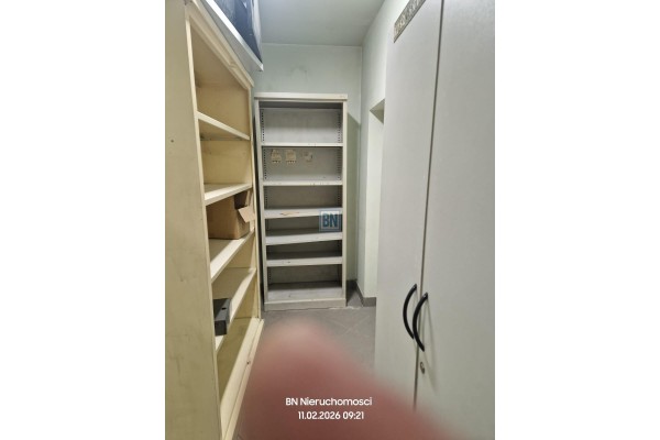 Katowice, Mała hala z bramą