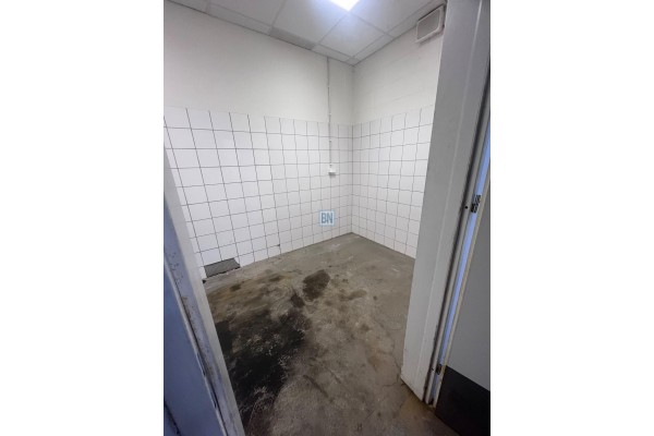 Gliwice, Hala magazynowa z rmpą o powierzchni 773 mkw