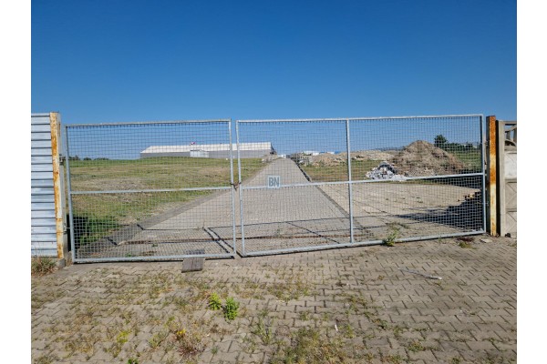 gliwicki, Pyskowice, Działka przemysłowa  o powierzchni 20231 m2 .Ogrodzona ,oswitlona ,monitorowana.