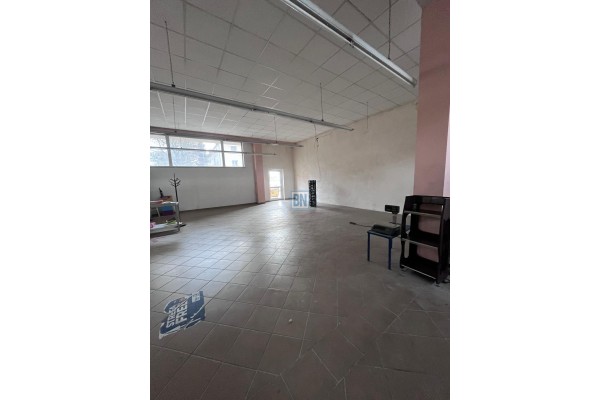 śląskie, Gliwice, Obiekt usługowo-handlowo-biurowy