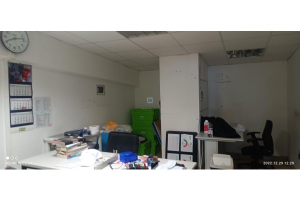 chrzanowski, Trzebinia, Hala o powierzchni 30111 mkw z cześcią socjalną i biurową .Okazja cenowa !!! Cena do negocjacji !!!