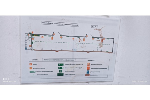 chrzanowski, Trzebinia, Hala o powierzchni 30111 mkw z cześcią socjalną i biurową .Okazja cenowa !!! Cena do negocjacji !!!