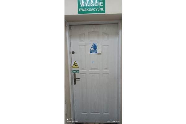 chrzanowski, Trzebinia, Hala o powierzchni 30111 mkw z cześcią socjalną i biurową .Okazja cenowa !!! Cena do negocjacji !!!