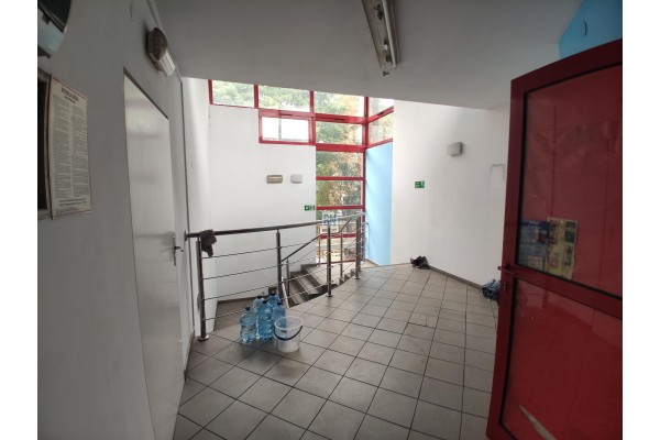 śląskie, Świętochłowice, Wynajmę obiekt 1600 m kw,podpiwniczony,Świętochłowice.