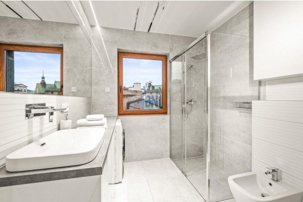 Gliwice, Mieszkanie w apartamentowcu z otwartą kuchnią