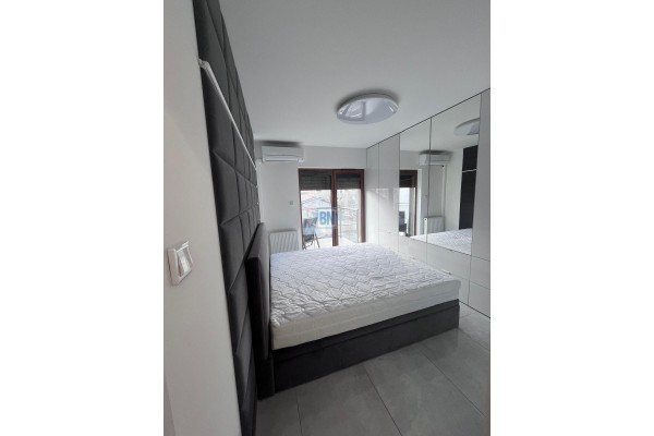 Gliwice, Mieszkanie w apartamentowcu z otwartą kuchnią