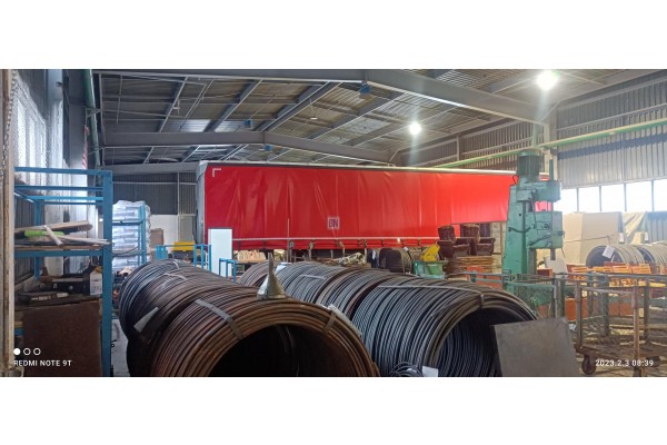 zawierciański, Zawiercie, Hala o powierzchni 500 kw  nie ogrzewana prąd ,dwie bramy wjazdowe.