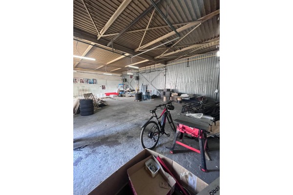 Katowice, Hala produkcyjno- magazynowa