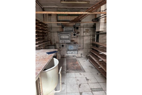 Bytom, Do sprzedania lokal pod piekarnie