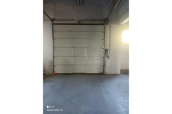 Zabrze, Building for rent