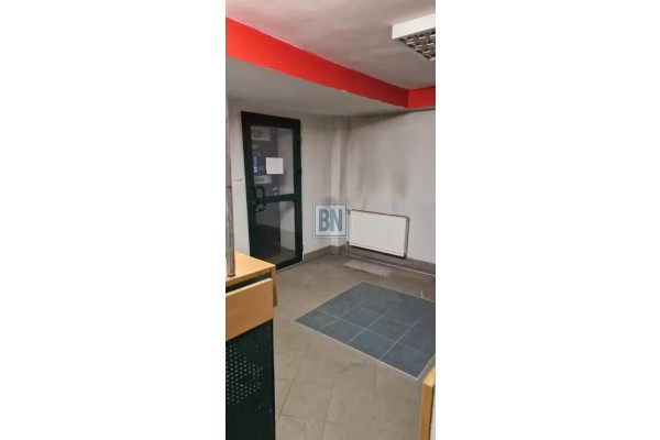 Gliwice, Do sprzedania połowa budynku