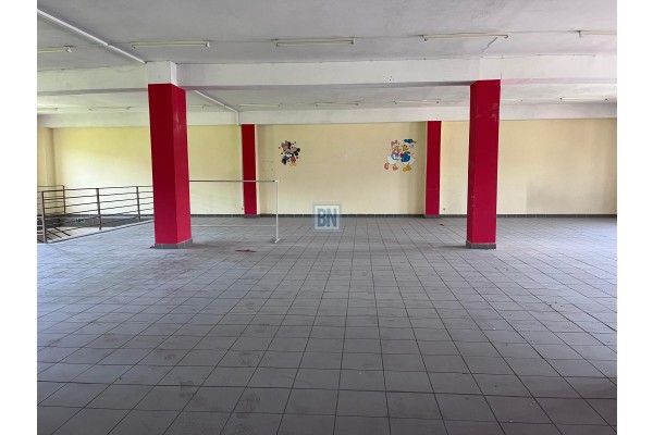 Żory, Lokal na pięrszym piętrze do wynajęcia