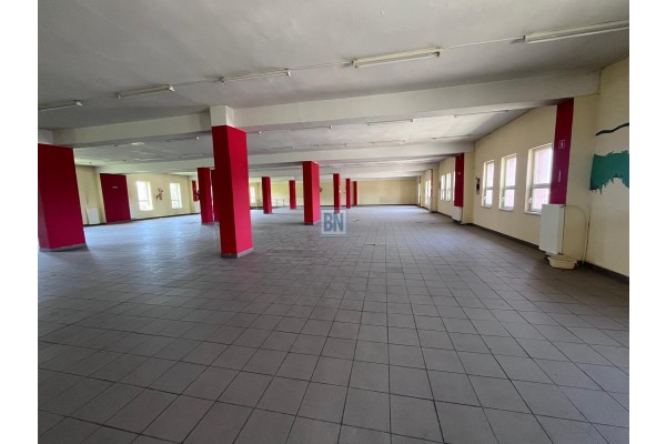 Żory, Lokal na pięrszym piętrze do wynajęcia