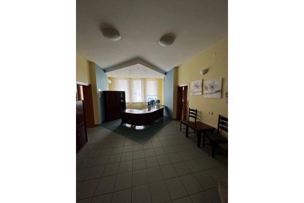 Gliwice, Sprzedaż budynk&oacute;w z działką