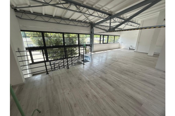 Gliwice, Lokal uzytkowy z magazynem 300 m, ogzrewany, Gliwice.