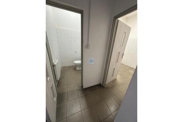 Gliwice, Lokal uzytkowy z magazynem 300 m, ogzrewany, Gliwice.