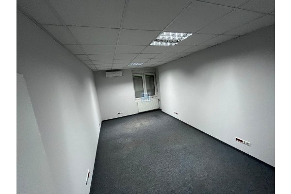 Gliwice, Oferuje lokale biurowe 27/18/19/30m2