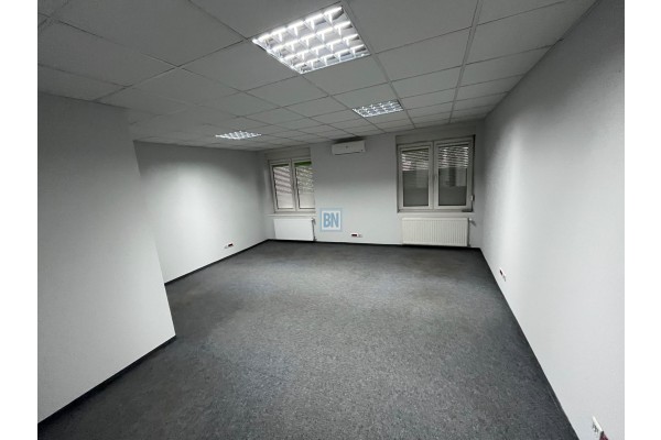 Gliwice, Oferuje lokale biurowe 27/18/19/30m2