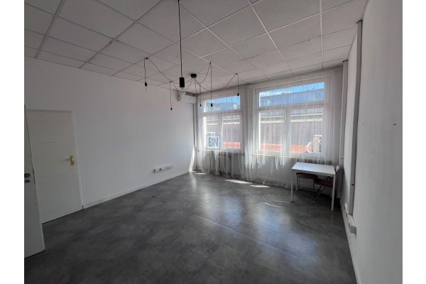 Gliwice, Lokale biurowe o r&oacute;żnych powierzchniach +magazynek