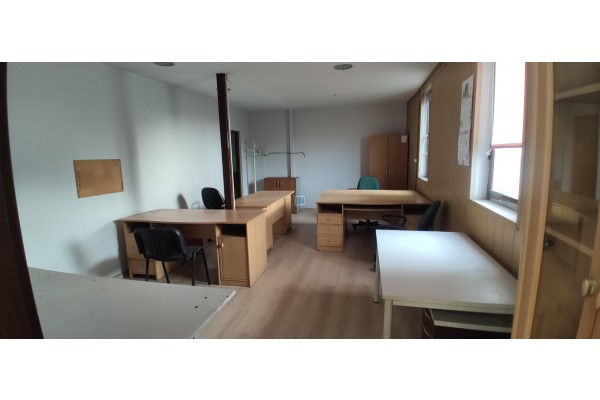 Zabrze, Building for rent