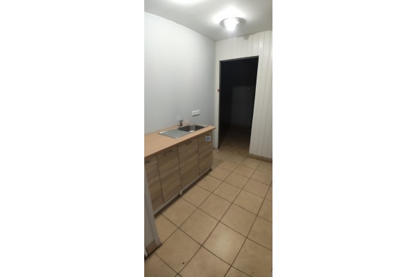 Zabrze, Building for rent