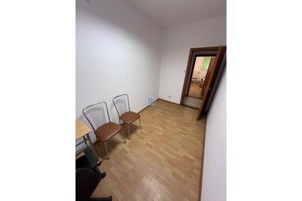 Gliwice, Magazynek z biurem do wynajęcia
