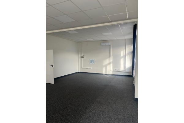 Gliwice, Wynajmę lokal z łazienką